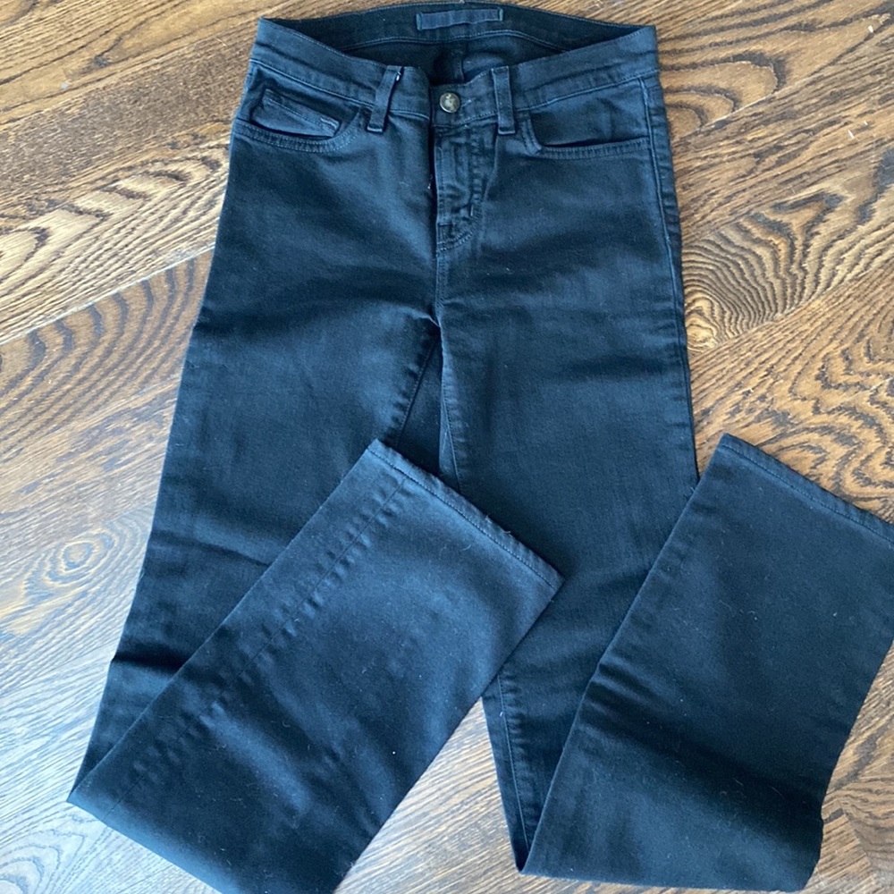 J Brand Cigarette Leg Jeans in Shadow, size 25